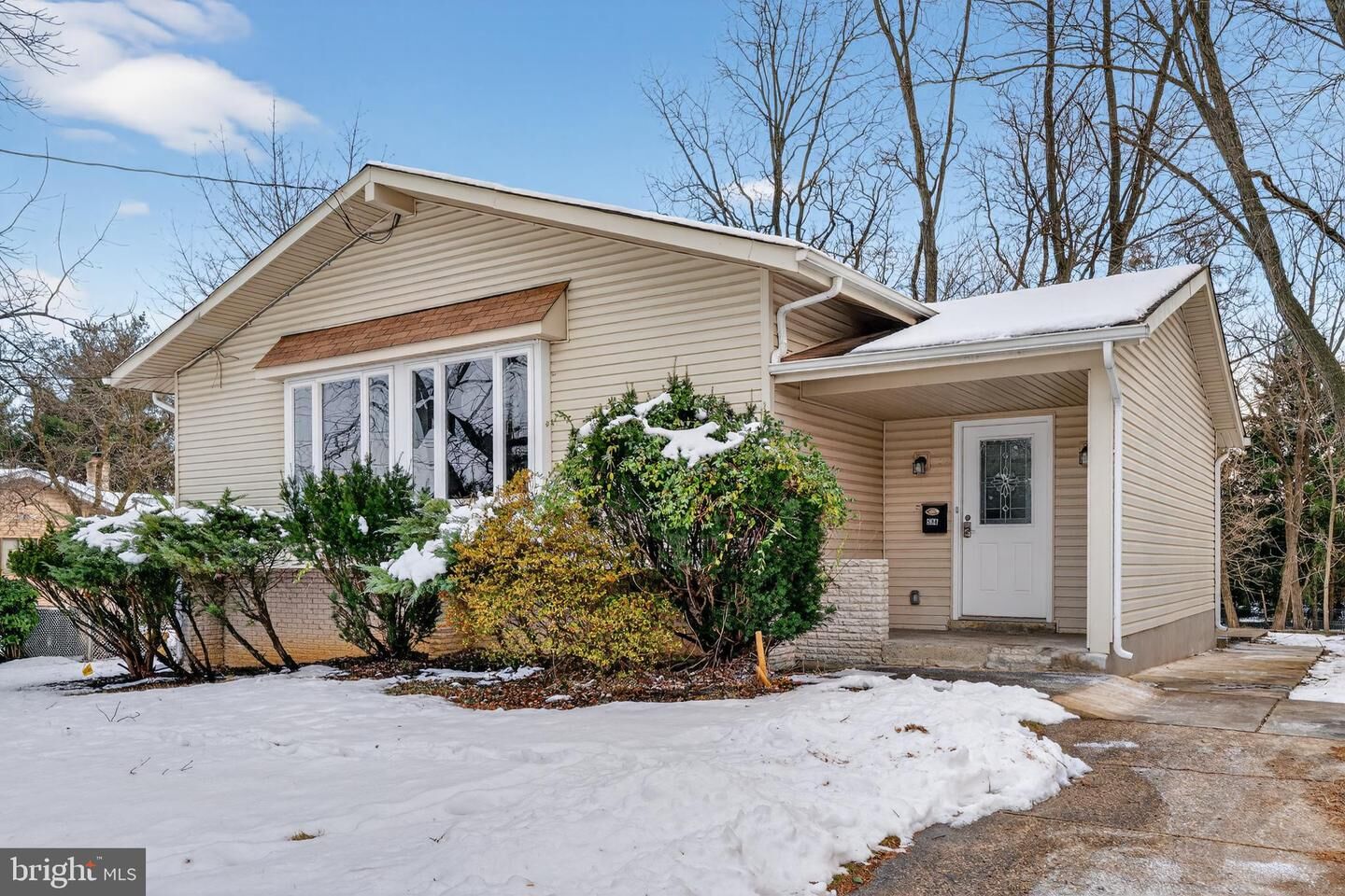 Property Photo: 504 Wellfleet Road NJ 08077