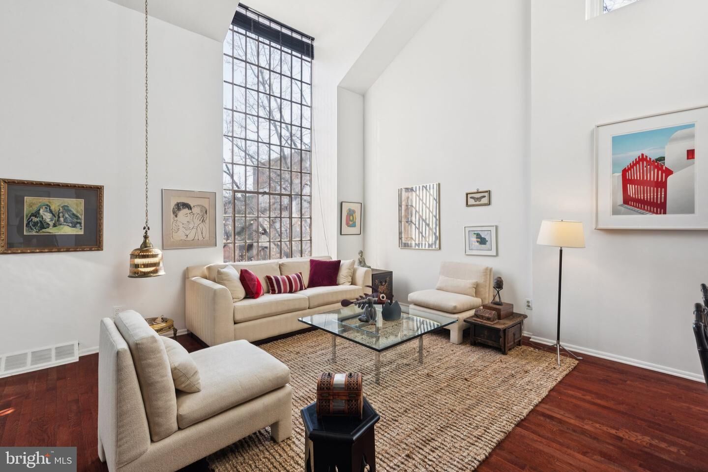 Property Photo:  36 Saint James Court  PA 19106 