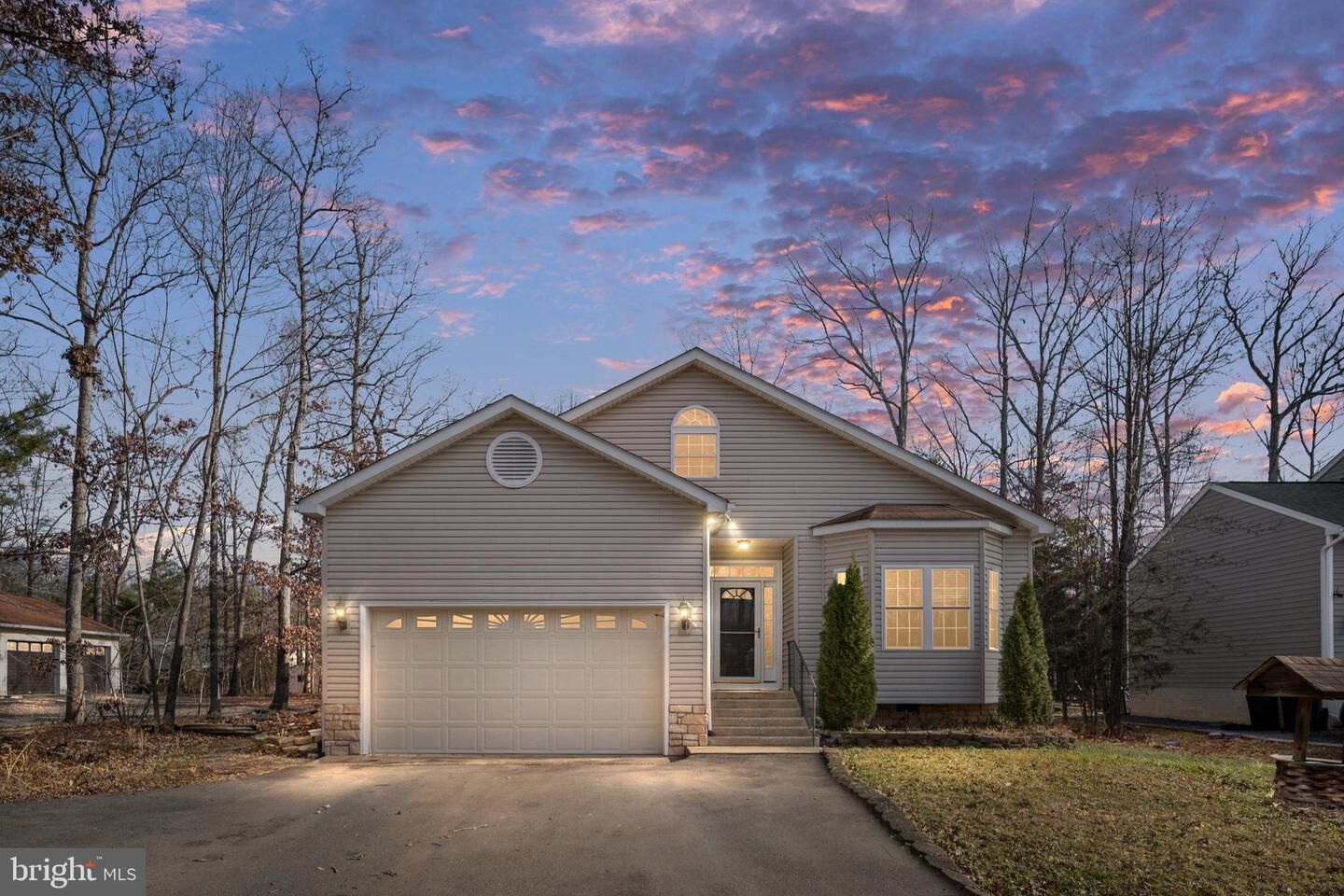 Property Photo:  703 Yorktown Boulevard  VA 22508 