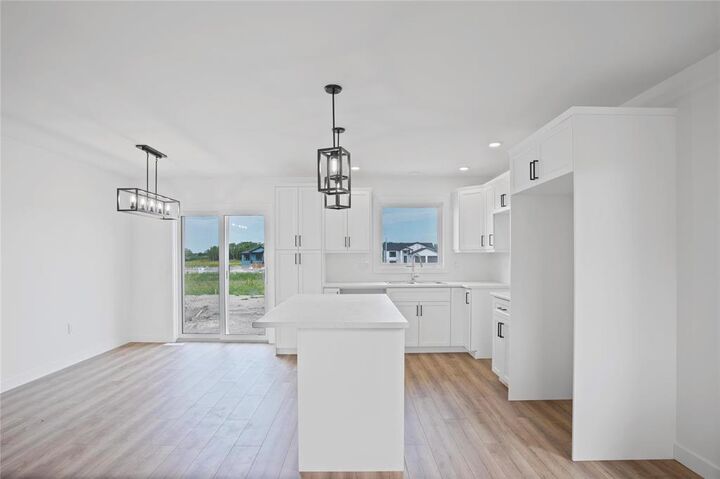 Property Photo: 12 Conifer Cove MB R5L 0L5