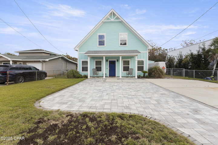 Property Photo: 207 San Gabriel Street FL 32413