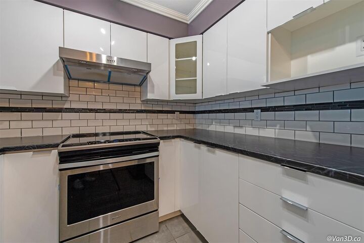 Property Photo:  20268 54 Avenue 105  BC V3A 8R9 