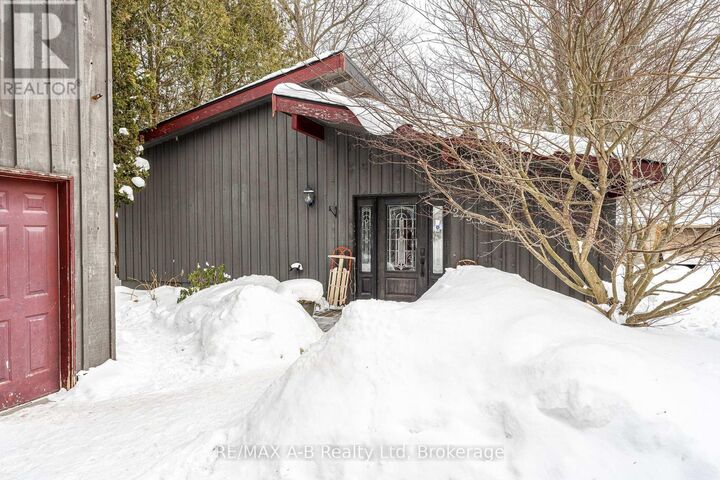 Property Photo:  250 Orchard Avenue  ON N0M 2S0 