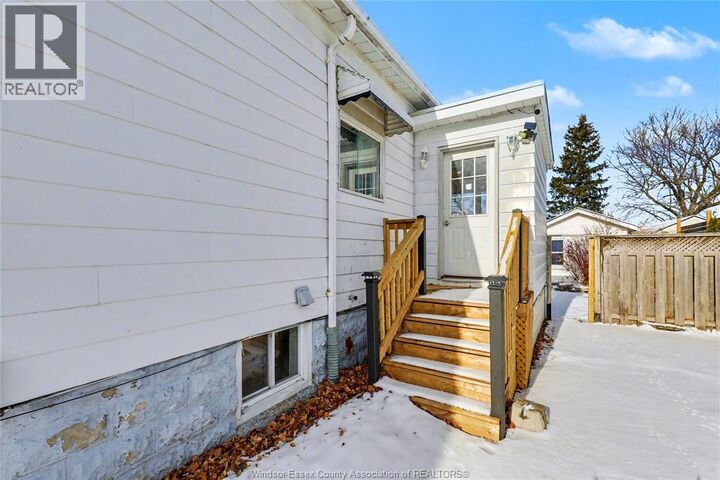 Property Photo:  518 George Street  ON N7T 4P9 