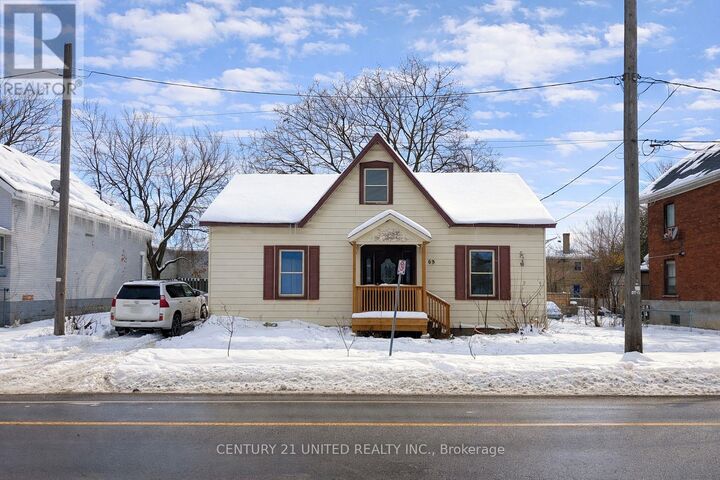 Property Photo:  263 Bethune Street  ON K9J 3L5 