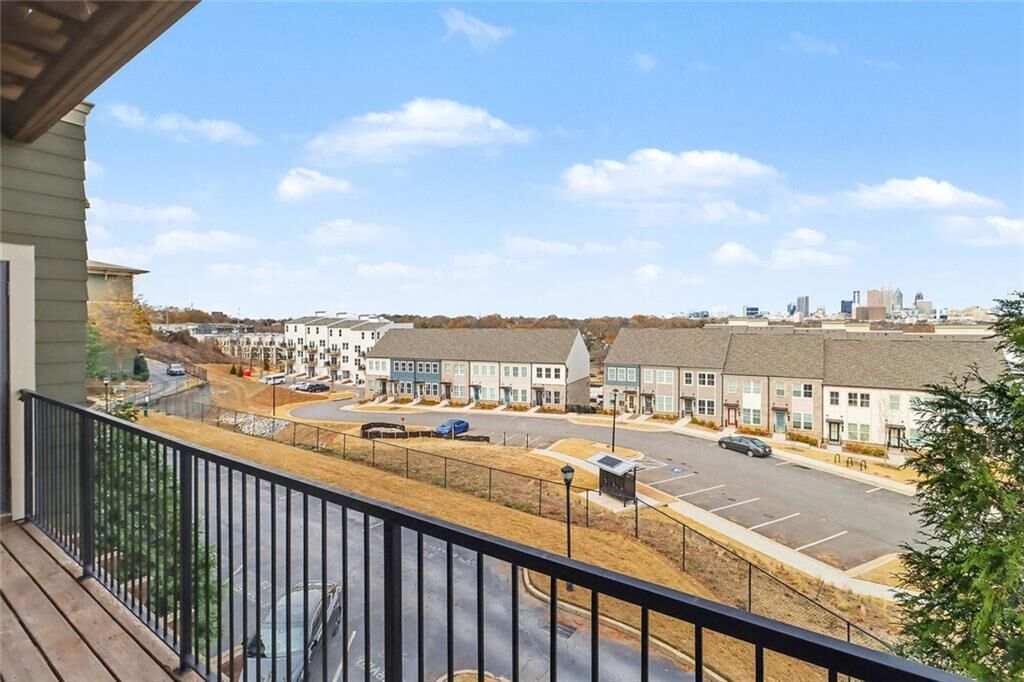 Property Photo:  1195 Milton Terrace SE 4310  GA 30315 