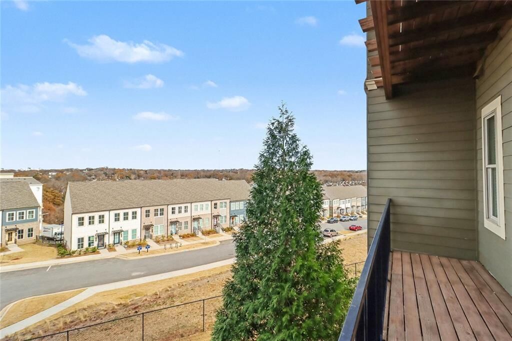 Property Photo:  1195 Milton Terrace SE 4310  GA 30315 