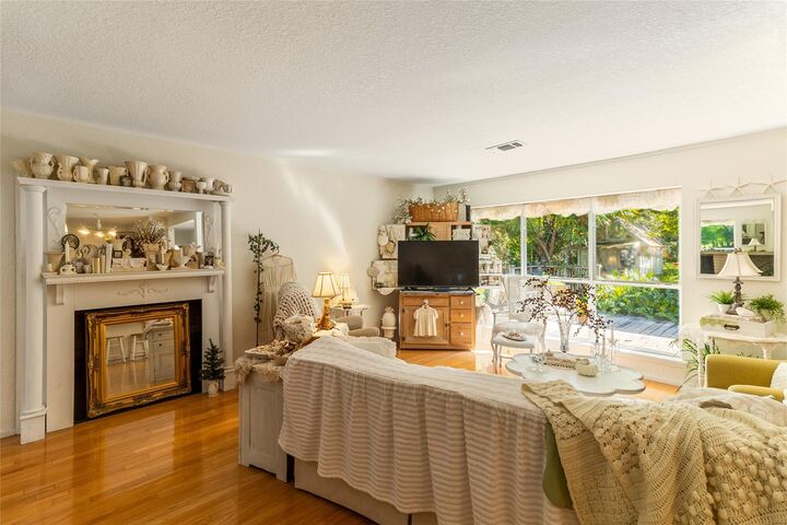 Property Photo:  58 Plantation Court  TX 77566 