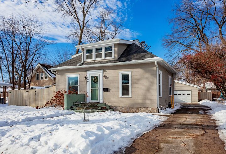 Property Photo: 809 Wilson Avenue IA 50010