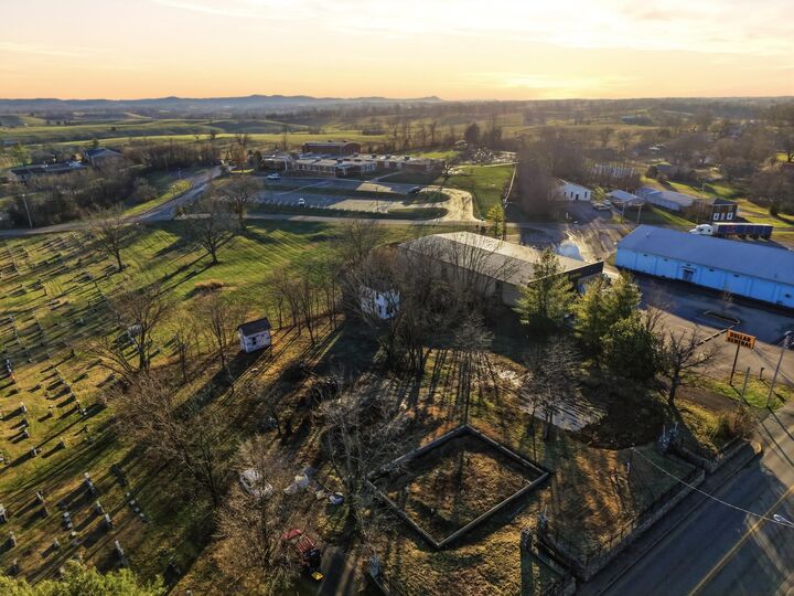 Property Photo:  416-420 W 2nd Street  KY 40468 