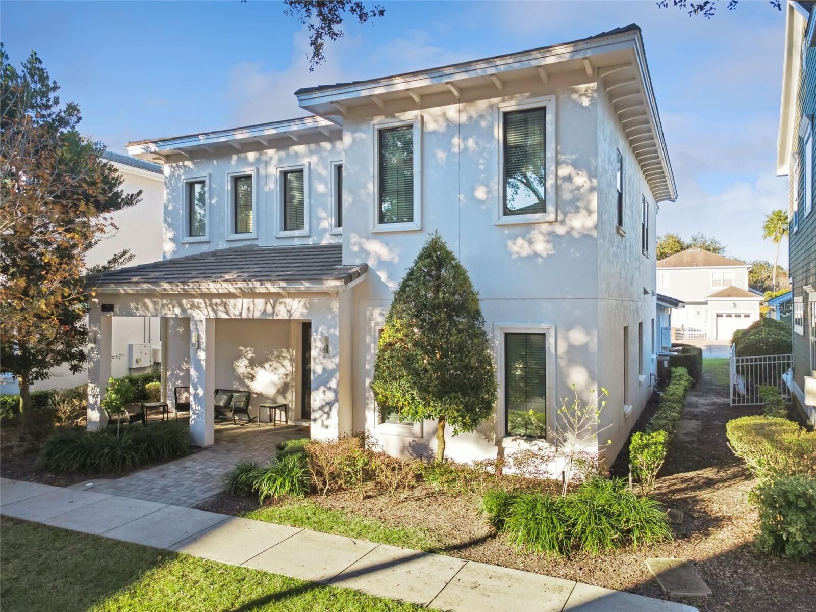 Property Photo:  7423 Sparkling Court  FL 34747 