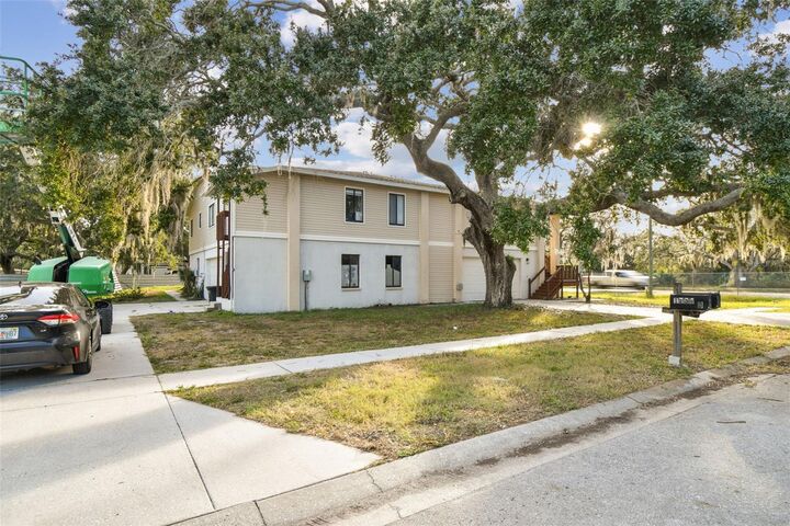 Property Photo:  1734 Rumar Lane  FL 34691 