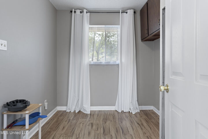 Property Photo:  831 Graveline Road  MS 39553 