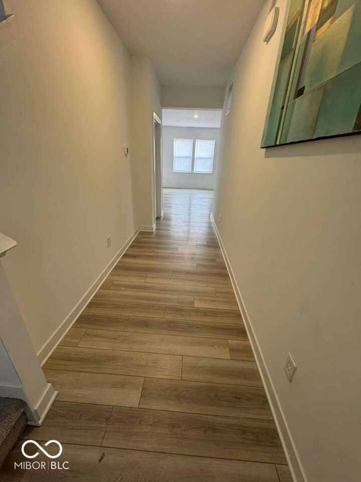 Property Photo:  2321 S Stonehill Way  IN 46163 