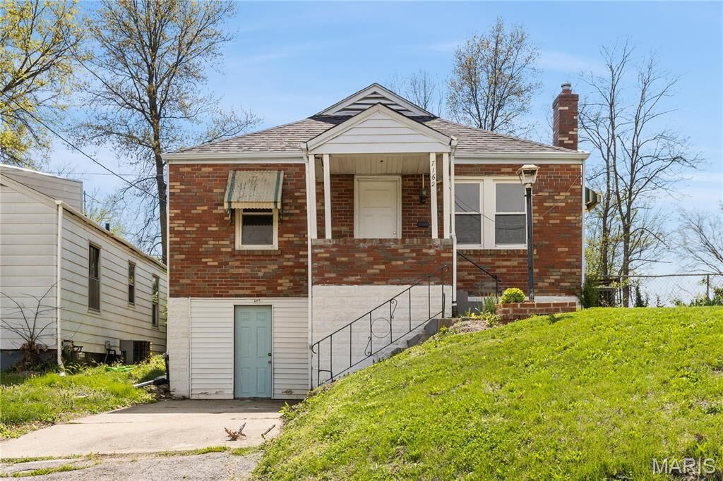 Property Photo: 7162 Beulah Avenue MO 63136