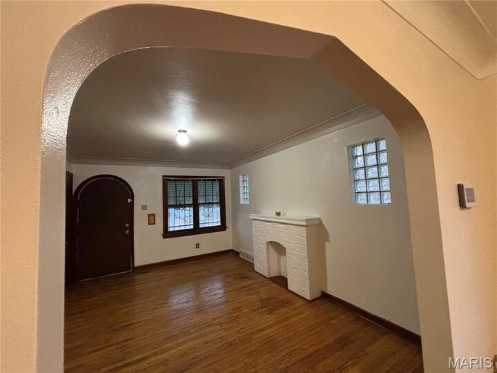 Property Photo:  5916 Alpha Avenue  MO 63147 