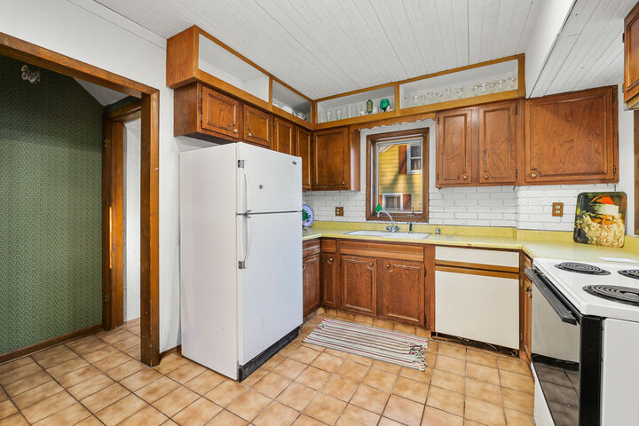 Property Photo:  219 Main St  WI 53032 