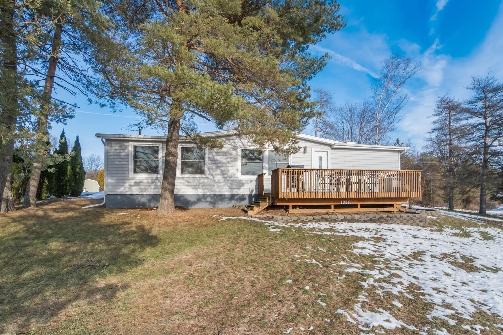 Property Photo: 10841 N Waldron Road MI 49249