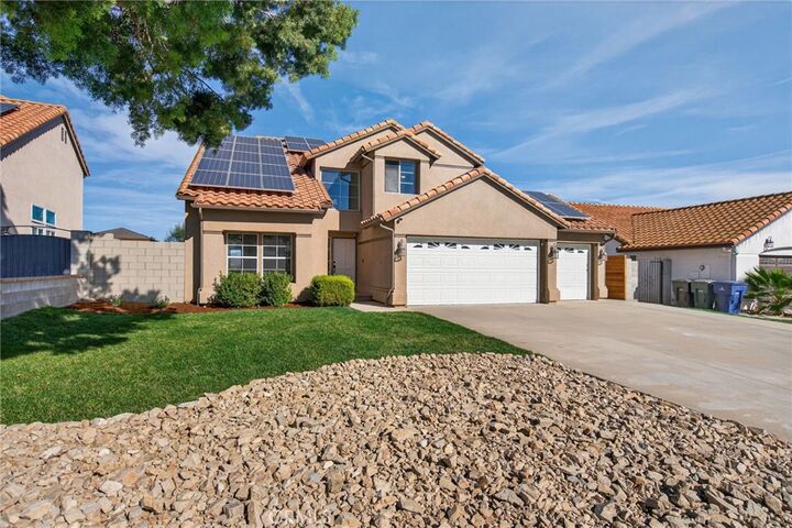 Property Photo: 20646 Mesa Oak CA 92508