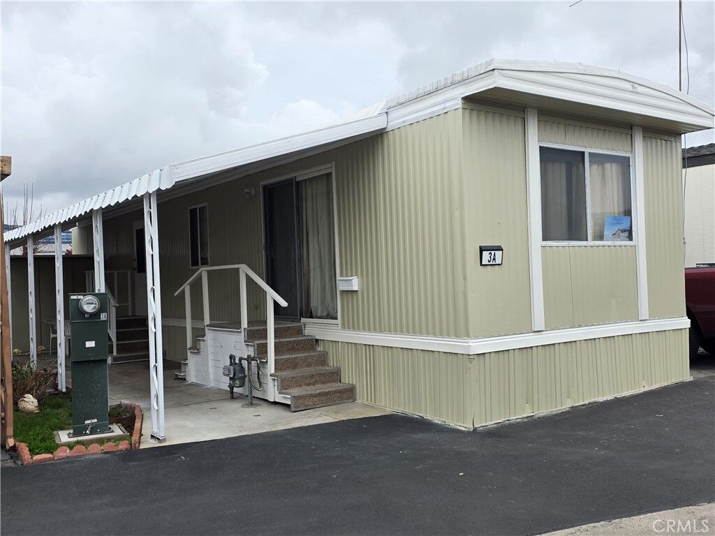 Property Photo:  437 W Sp 3A Carson Street  CA 90745 