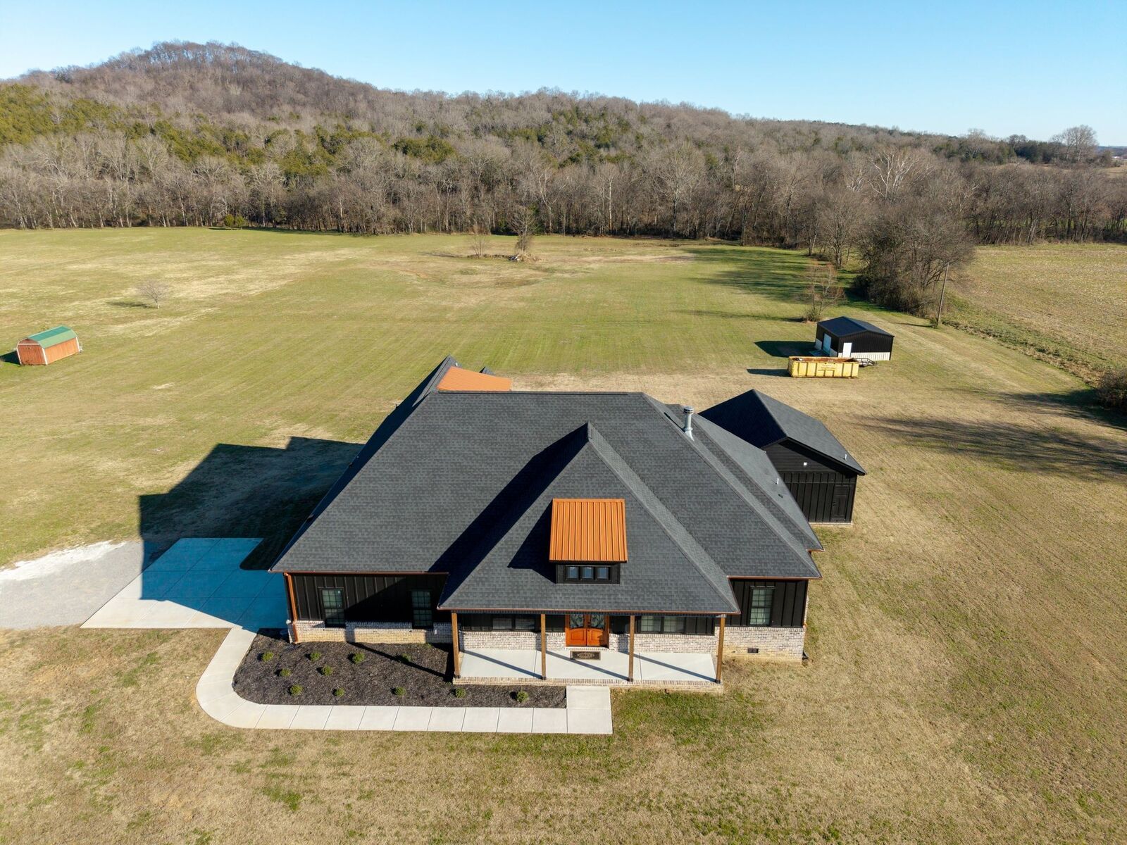 Property Photo:  405 Shelbyville Hwy  TN 37334 