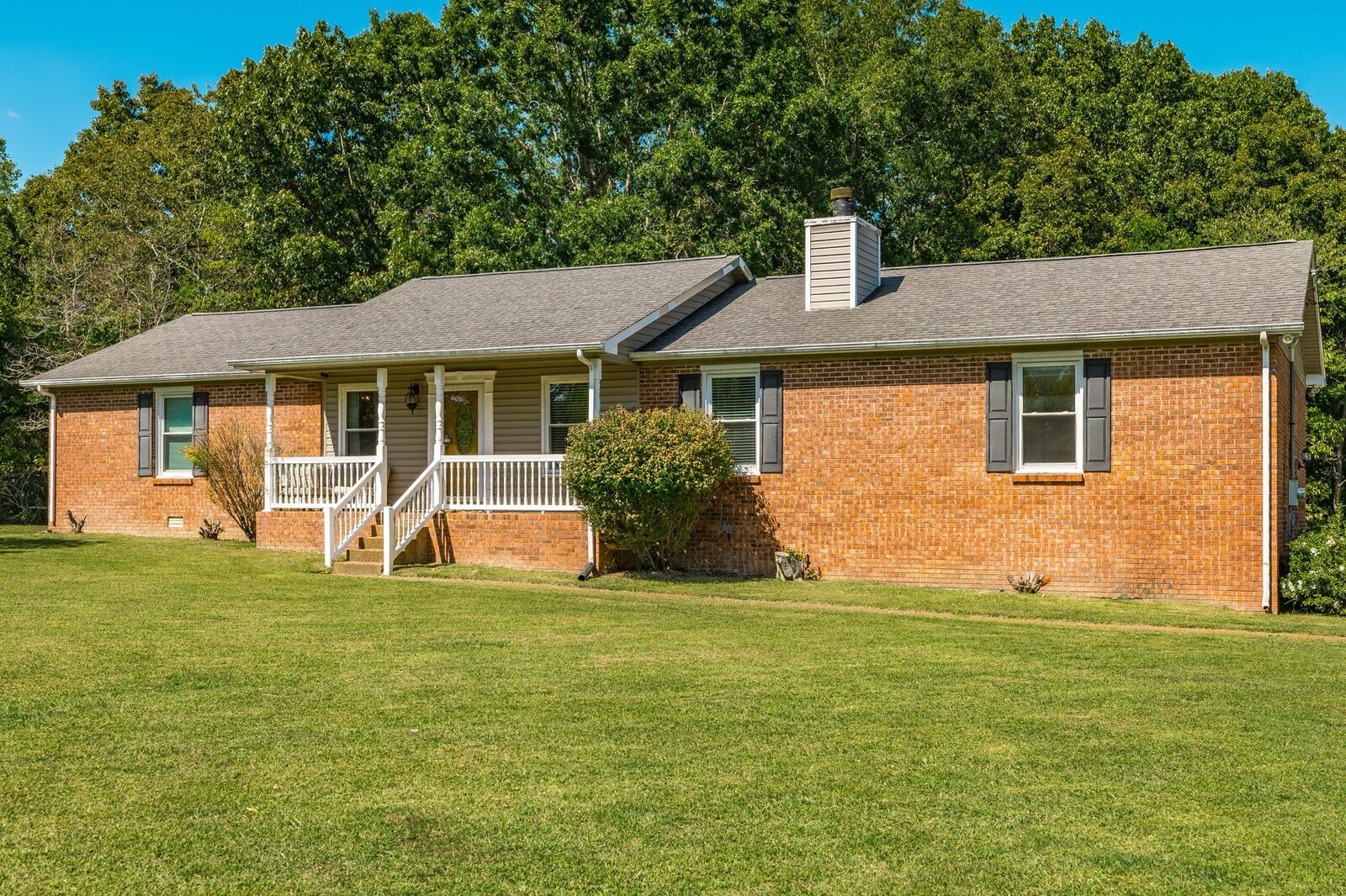 Property Photo:  2714 Morgan Rd  TN 37080 