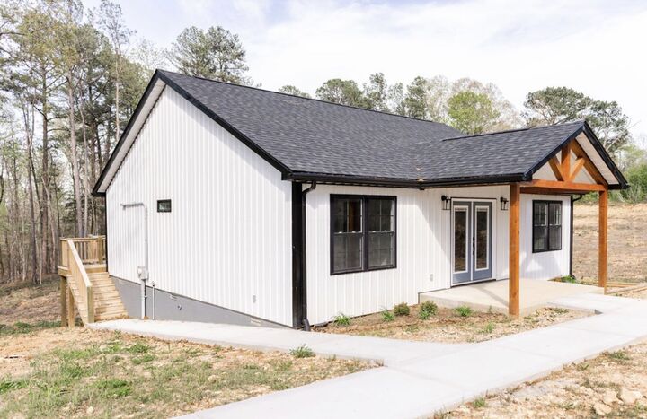 Property Photo:  1146 Bumpus Mills Rd  TN 37058 