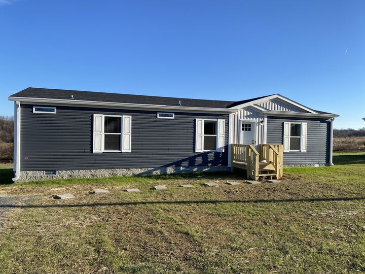 Property Photo:  1668 Gamaliel Rd  TN 37150 