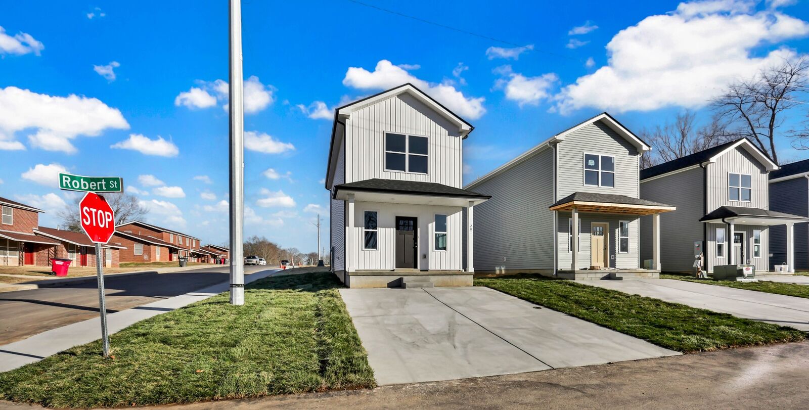 Property Photo:  201 Robert Street  TN 37040 