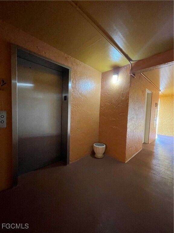 Property Photo:  2366 E Mall Drive 304  FL 33901 