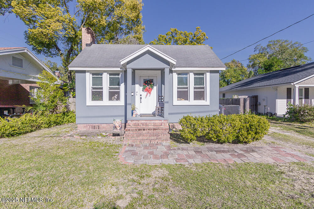 Property Photo:  909 Talbot Avenue  FL 32205 