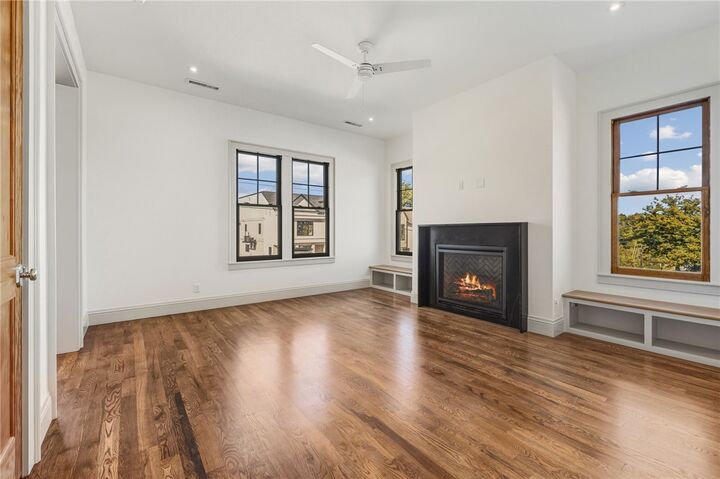 Property Photo:  1034 NW A Street  AR 72712 