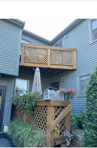 Property Photo:  24 Pond Street 1  MA 01945 