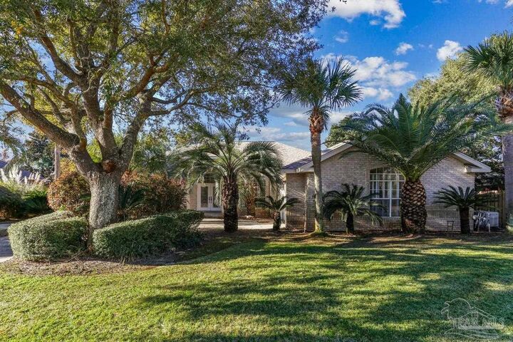 Property Photo:  1175 Mary Kate Dr  FL 32563 