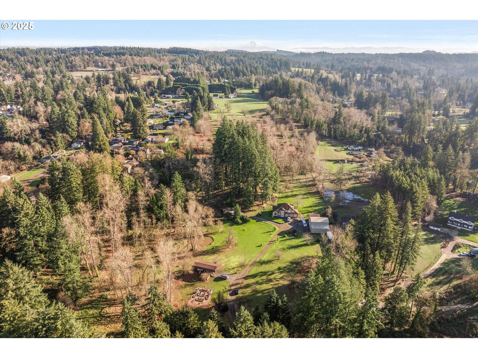Property Photo:  16868 S Livesay Rd  OR 97045 