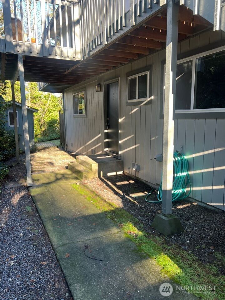 Property Photo:  280 SE Donnelly Lane B  WA 98029 