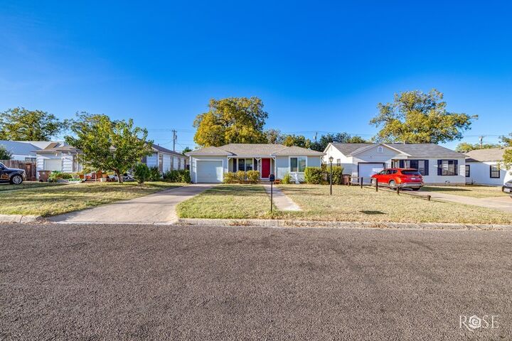 Property Photo:  2308 North St  TX 76901 