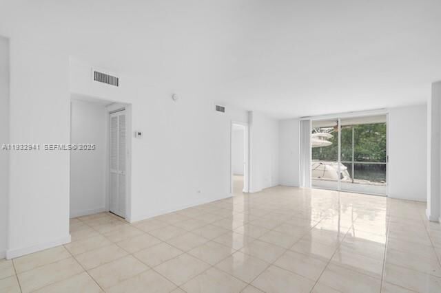 Property Photo:  3660 NE 166th St 114  FL 33160 