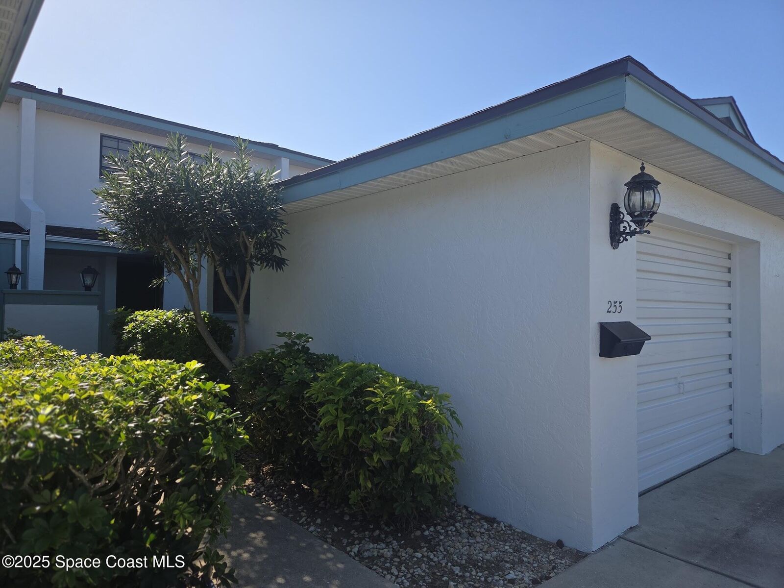 Property Photo:  255 Kingsway  FL 32937 