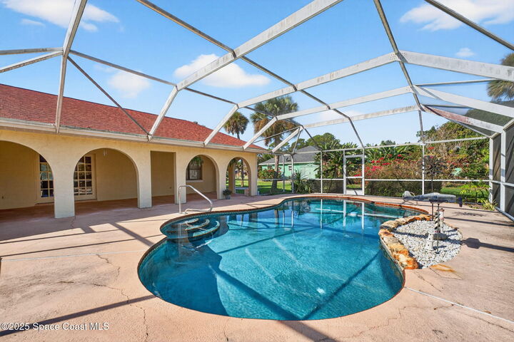 Property Photo: 8074 Windover Way FL 32780