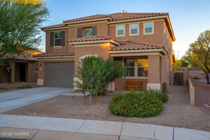 Property Photo:  12437 N Waterside Drive  AZ 85653 