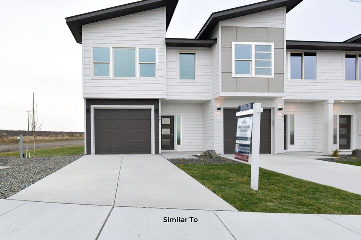 Property Photo:  4501 Road 114  WA 99301 