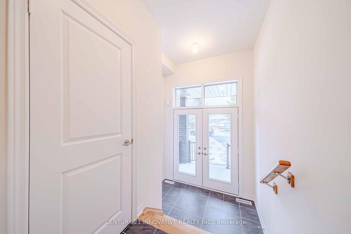 Property Photo:  2057 Horace Duncan Crescent  ON L1L 0W4 