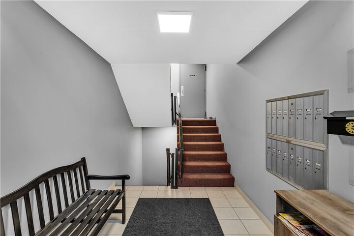 Property Photo:  2401 Charlemagne Cir  PA 15237 