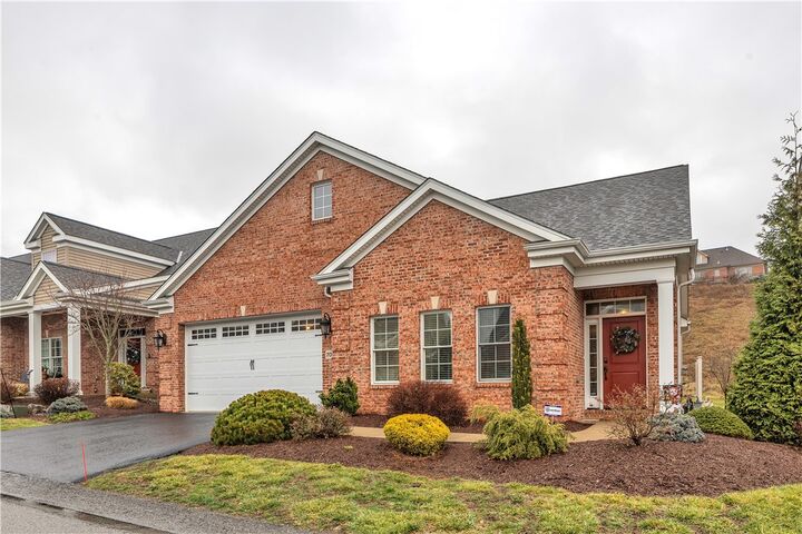 Property Photo: 709 Crosswinds Dr PA 15317