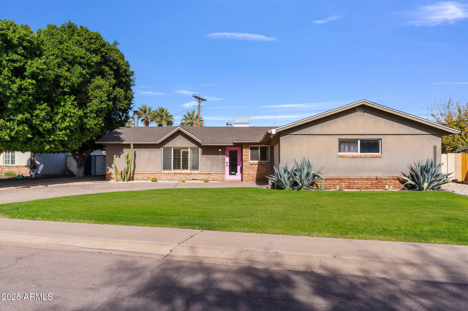 Property Photo:  8450 E Montecito Avenue  AZ 85251 