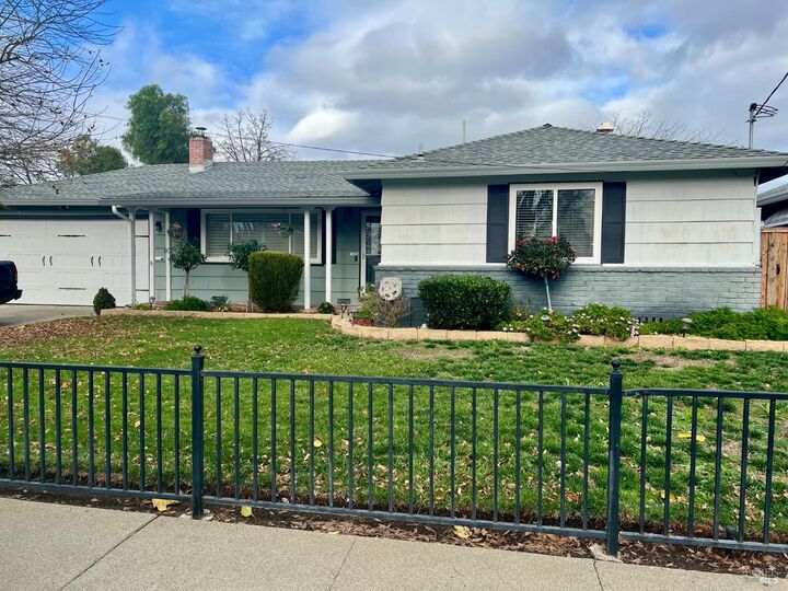 Property Photo:  2156 Holbrook Drive  CA 94519 