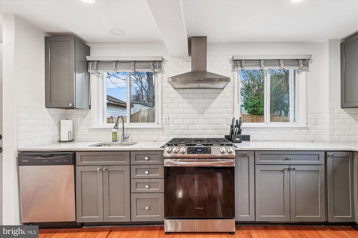 Property Photo:  4204 Ardmore Place  VA 22030 