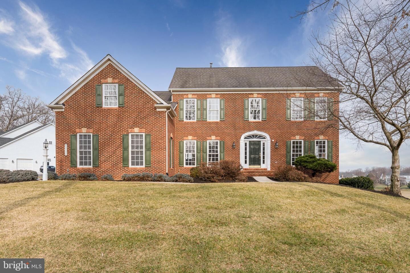 Property Photo: 40452 Hickory Ridge Place VA 20105