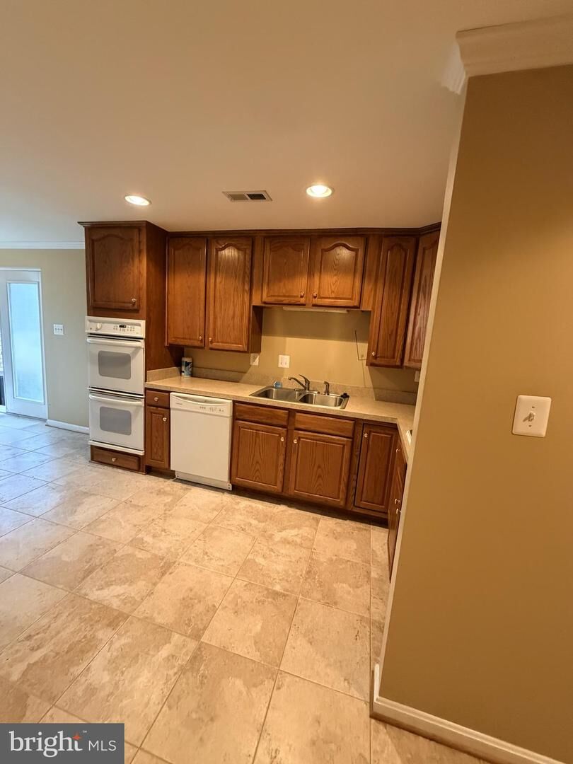 Property Photo: 8050 Settle Court B MD 20603